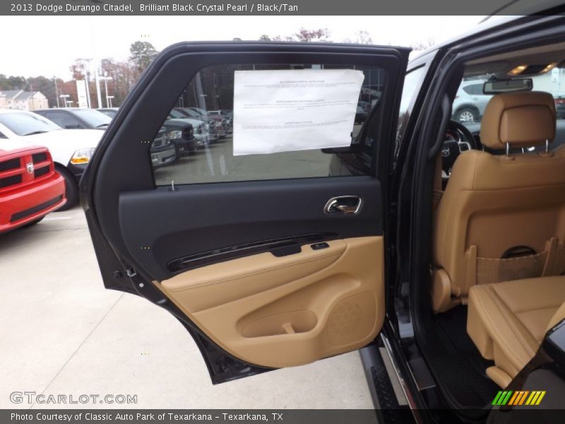 Brilliant Black Crystal Pearl / Black/Tan 2013 Dodge Durango Citadel