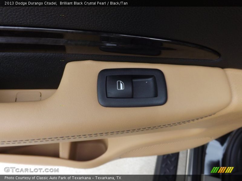 Brilliant Black Crystal Pearl / Black/Tan 2013 Dodge Durango Citadel