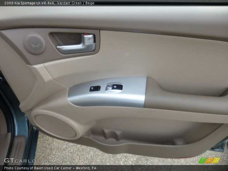 Verdant Green / Beige 2009 Kia Sportage LX V6 4x4