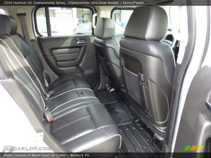 Championship Ultra Silver Metallic / Ebony/Pewter 2009 Hummer H3 Championship Series