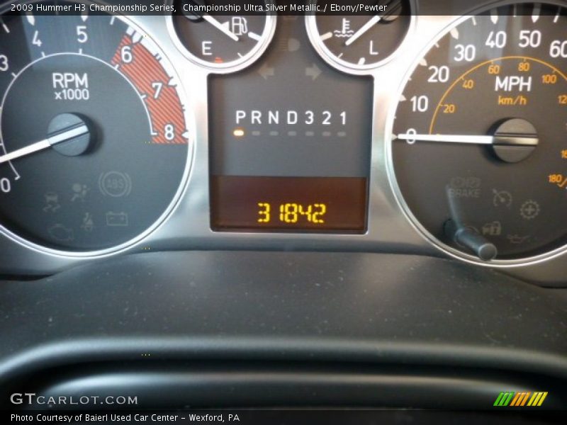 Championship Ultra Silver Metallic / Ebony/Pewter 2009 Hummer H3 Championship Series