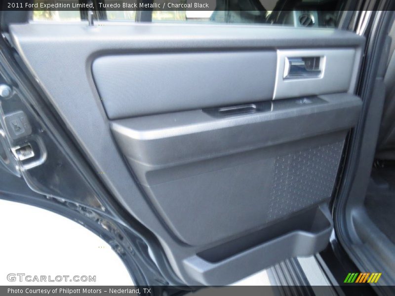 Tuxedo Black Metallic / Charcoal Black 2011 Ford Expedition Limited