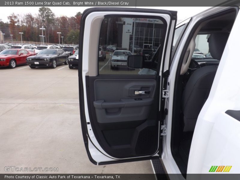 Bright White / Black/Diesel Gray 2013 Ram 1500 Lone Star Quad Cab