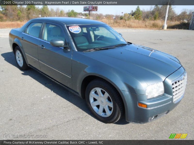 Front 3/4 View of 2005 300 Touring