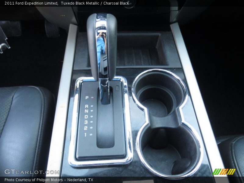 Tuxedo Black Metallic / Charcoal Black 2011 Ford Expedition Limited