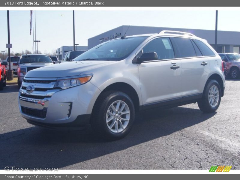 Ingot Silver Metallic / Charcoal Black 2013 Ford Edge SE