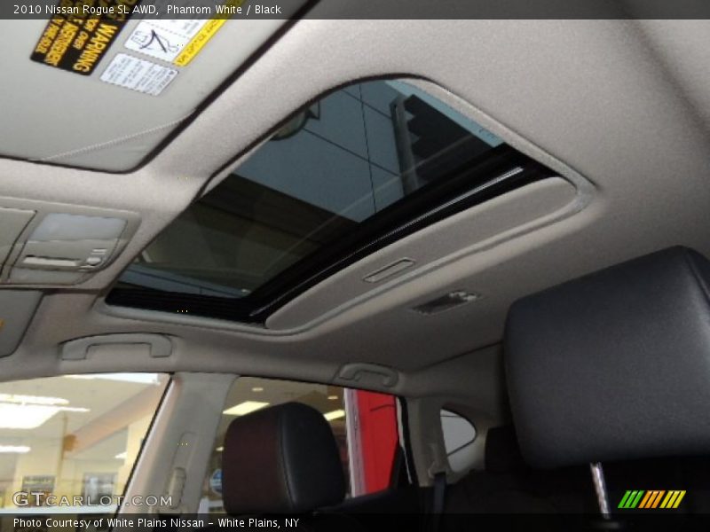 Phantom White / Black 2010 Nissan Rogue SL AWD