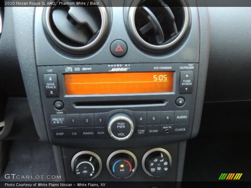 Phantom White / Black 2010 Nissan Rogue SL AWD