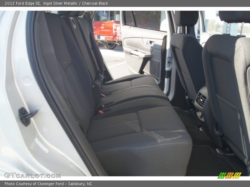 Ingot Silver Metallic / Charcoal Black 2013 Ford Edge SE