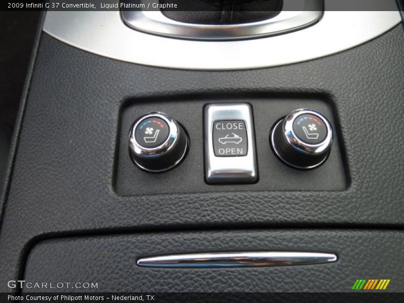 Liquid Platinum / Graphite 2009 Infiniti G 37 Convertible
