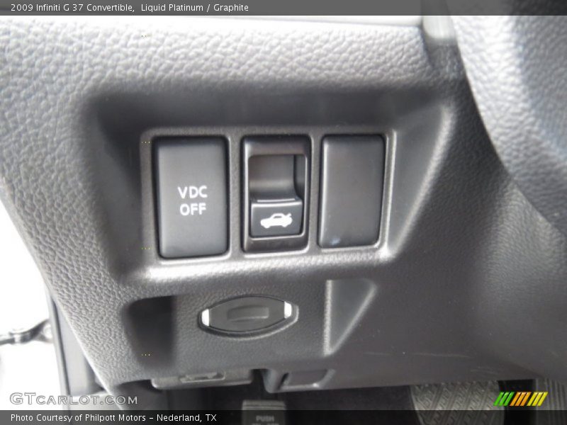 Liquid Platinum / Graphite 2009 Infiniti G 37 Convertible