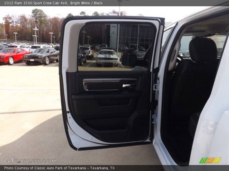 Bright White / Black 2013 Ram 1500 Sport Crew Cab 4x4