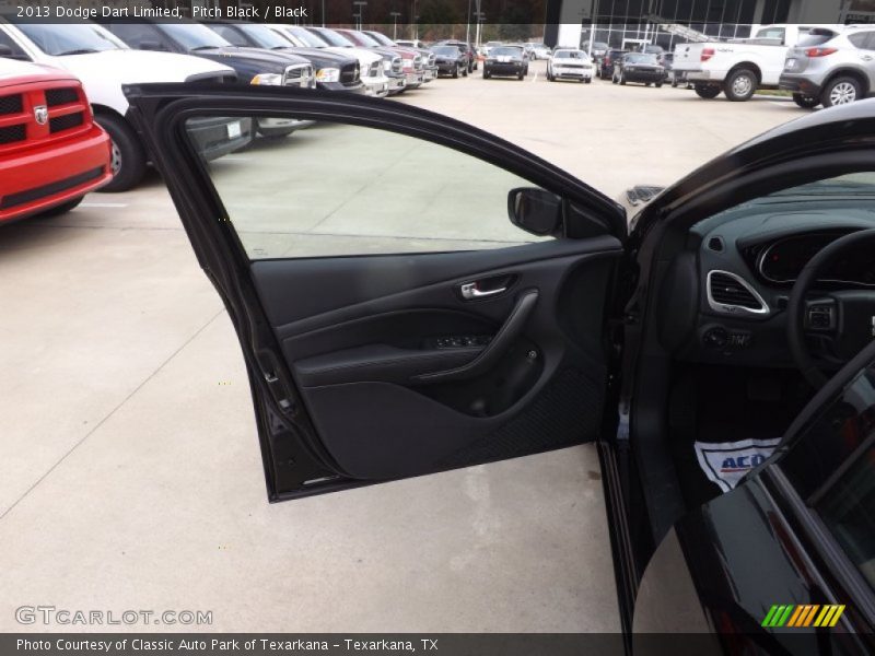Pitch Black / Black 2013 Dodge Dart Limited