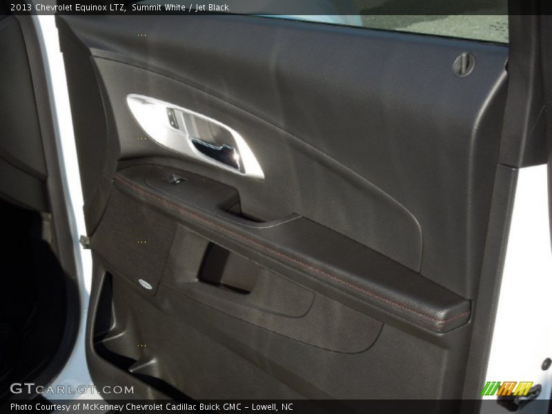 Summit White / Jet Black 2013 Chevrolet Equinox LTZ