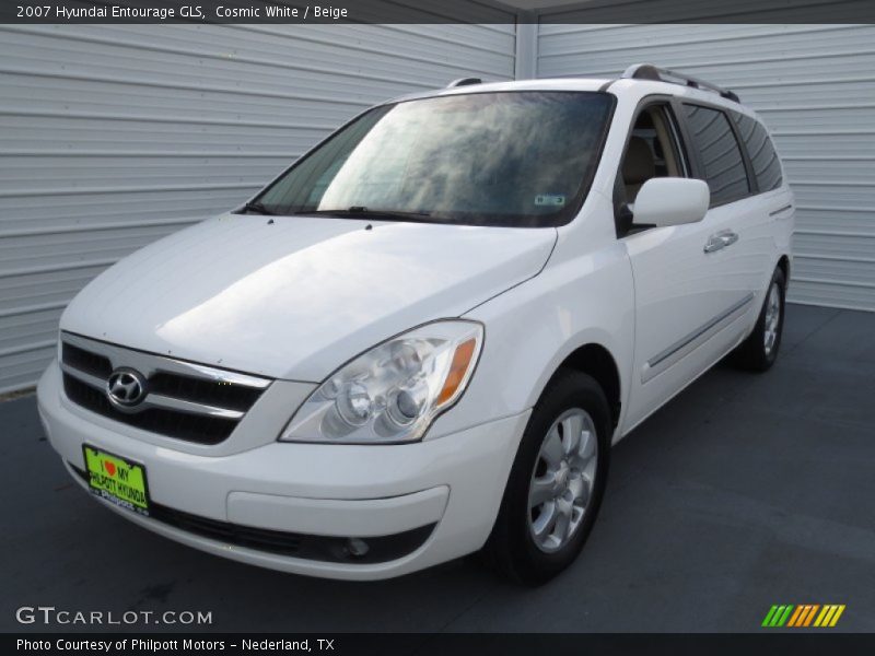 Cosmic White / Beige 2007 Hyundai Entourage GLS