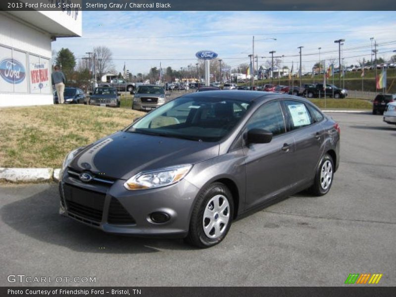 Sterling Gray / Charcoal Black 2013 Ford Focus S Sedan