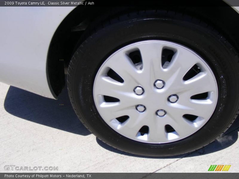 Classic Silver Metallic / Ash 2009 Toyota Camry LE