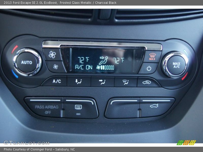 Frosted Glass Metallic / Charcoal Black 2013 Ford Escape SE 2.0L EcoBoost