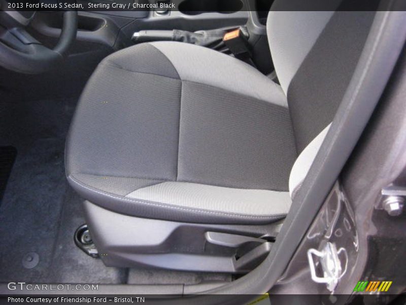 Sterling Gray / Charcoal Black 2013 Ford Focus S Sedan