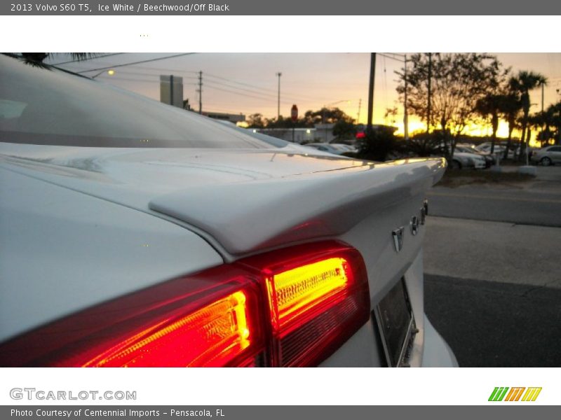 Ice White / Beechwood/Off Black 2013 Volvo S60 T5
