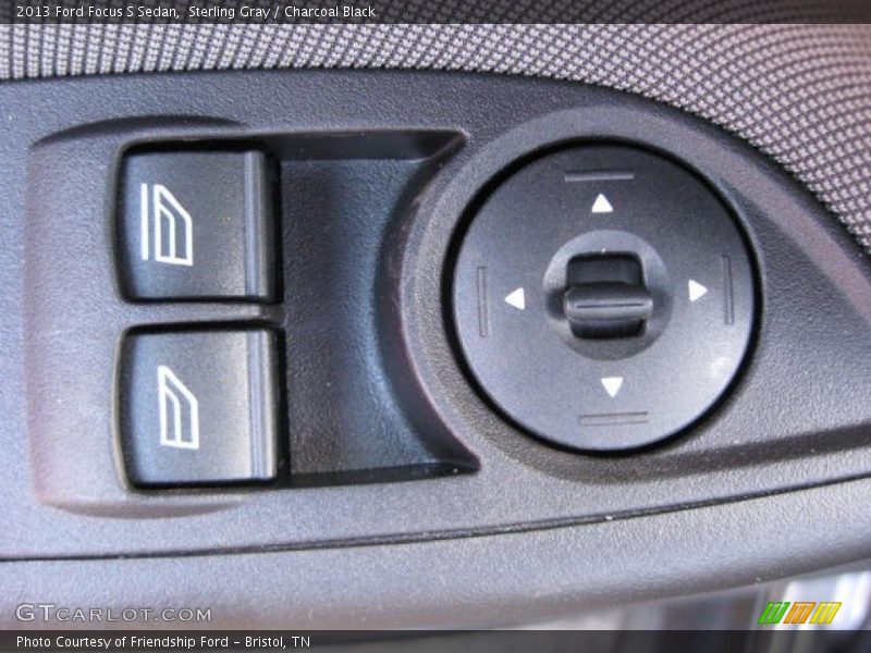 Sterling Gray / Charcoal Black 2013 Ford Focus S Sedan