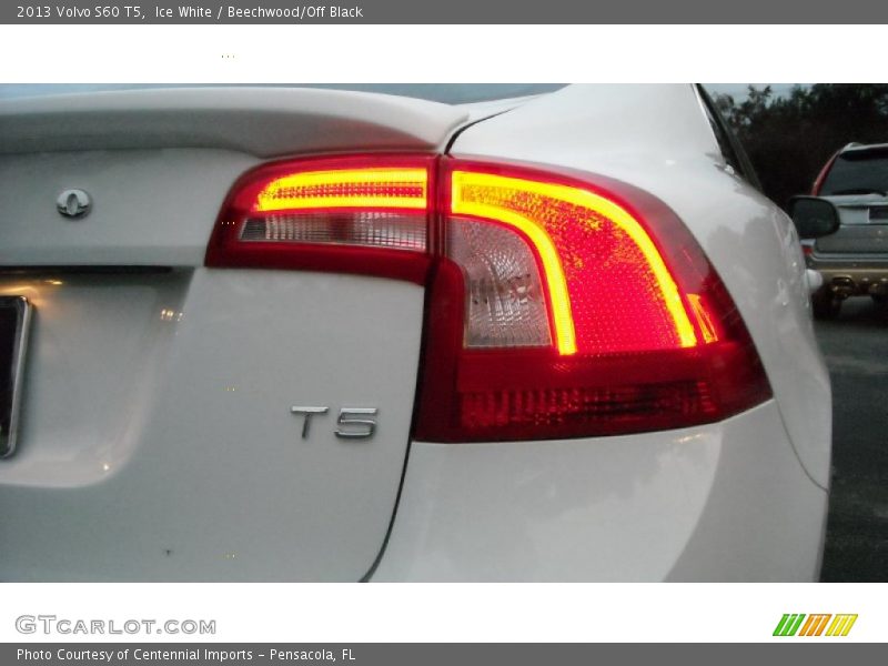 Ice White / Beechwood/Off Black 2013 Volvo S60 T5