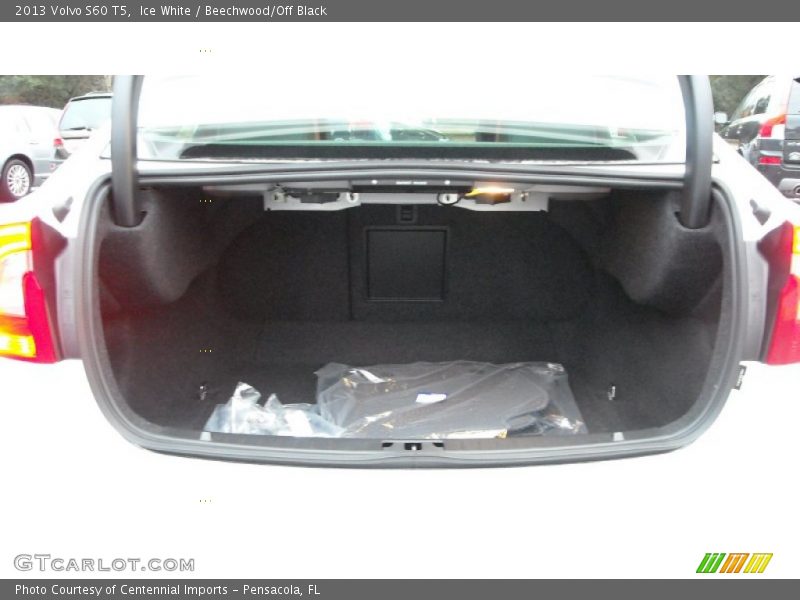 Ice White / Beechwood/Off Black 2013 Volvo S60 T5