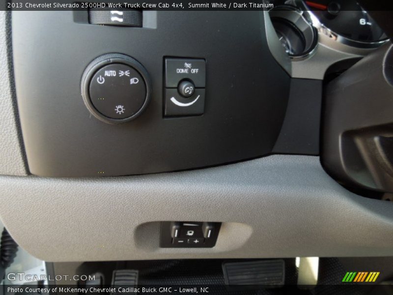 Summit White / Dark Titanium 2013 Chevrolet Silverado 2500HD Work Truck Crew Cab 4x4