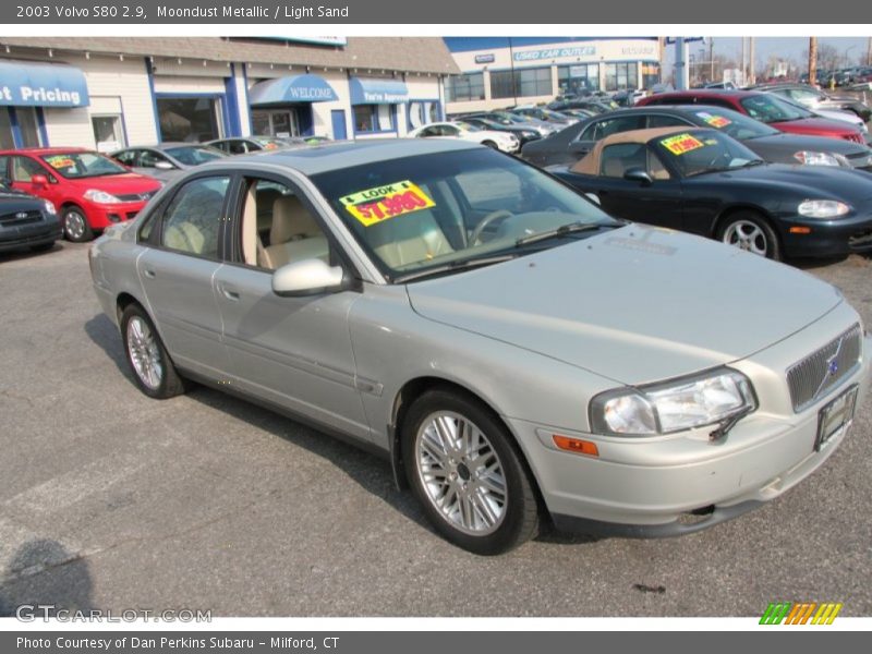 Moondust Metallic / Light Sand 2003 Volvo S80 2.9