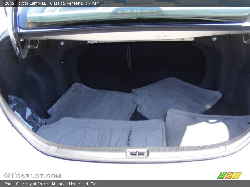 Classic Silver Metallic / Ash 2009 Toyota Camry LE