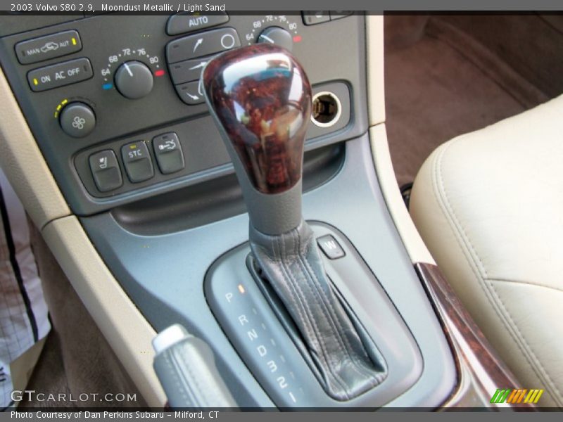 Moondust Metallic / Light Sand 2003 Volvo S80 2.9
