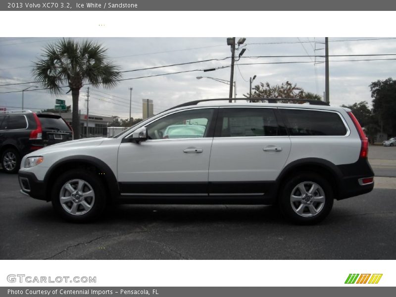 Ice White / Sandstone 2013 Volvo XC70 3.2