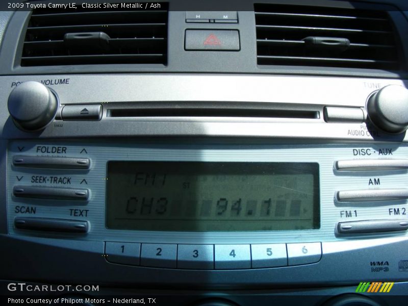 Classic Silver Metallic / Ash 2009 Toyota Camry LE
