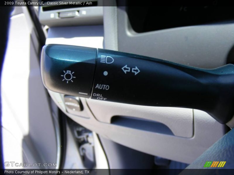 Classic Silver Metallic / Ash 2009 Toyota Camry LE