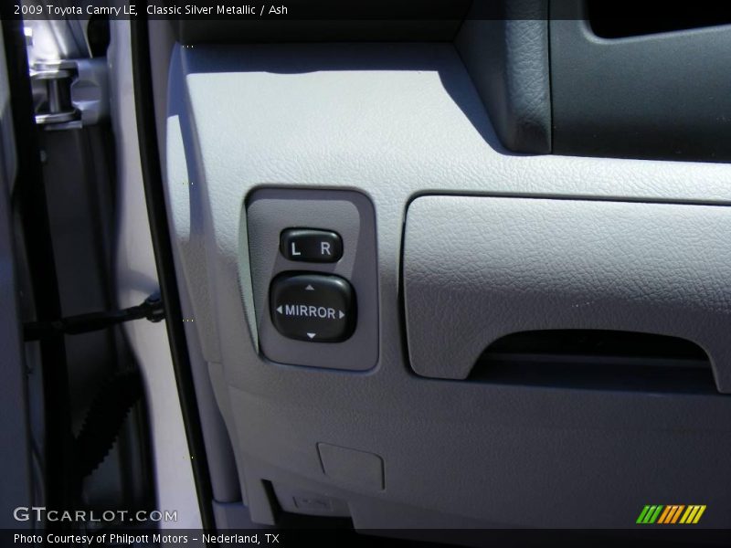 Classic Silver Metallic / Ash 2009 Toyota Camry LE