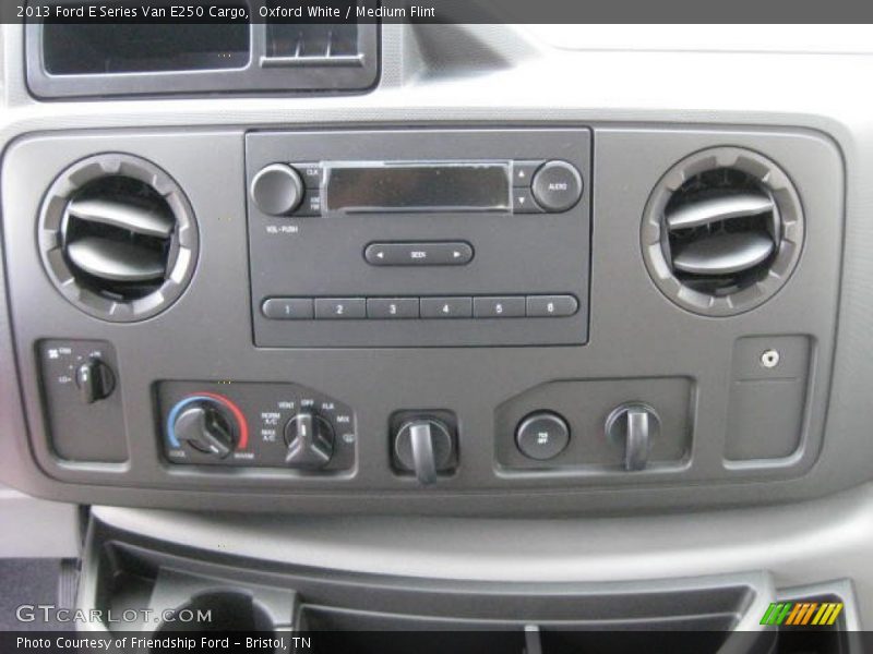 Oxford White / Medium Flint 2013 Ford E Series Van E250 Cargo
