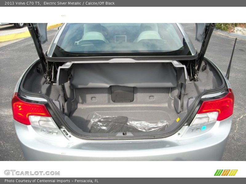 Electric Silver Metallic / Calcite/Off Black 2013 Volvo C70 T5