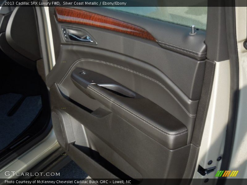 Silver Coast Metallic / Ebony/Ebony 2013 Cadillac SRX Luxury FWD