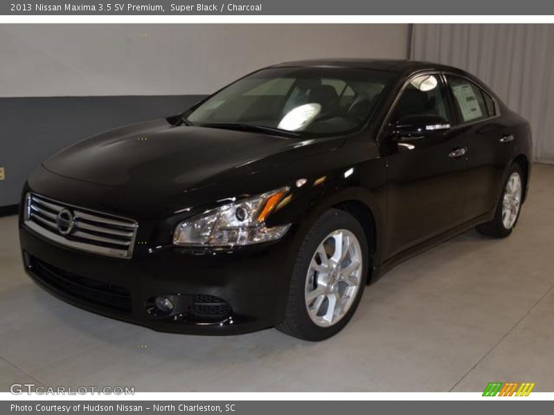 Super Black / Charcoal 2013 Nissan Maxima 3.5 SV Premium