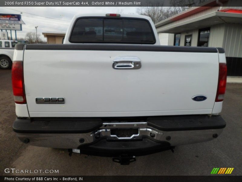 Oxford White / Medium Flint 2006 Ford F350 Super Duty XLT SuperCab 4x4