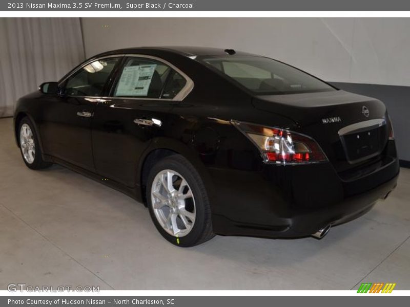 Super Black / Charcoal 2013 Nissan Maxima 3.5 SV Premium