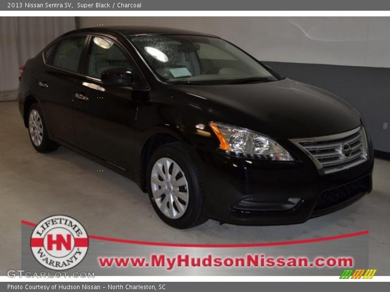 Super Black / Charcoal 2013 Nissan Sentra SV
