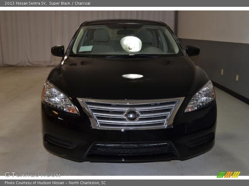 Super Black / Charcoal 2013 Nissan Sentra SV