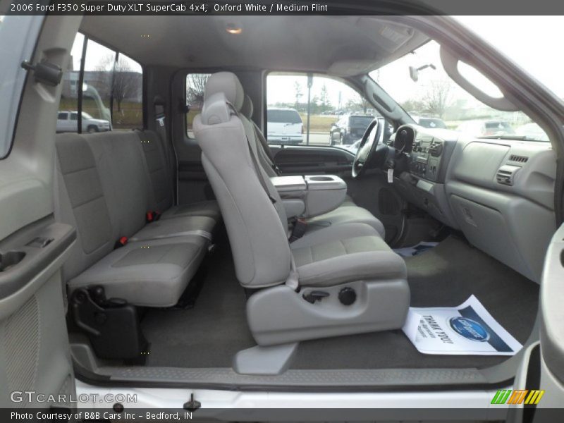 Oxford White / Medium Flint 2006 Ford F350 Super Duty XLT SuperCab 4x4