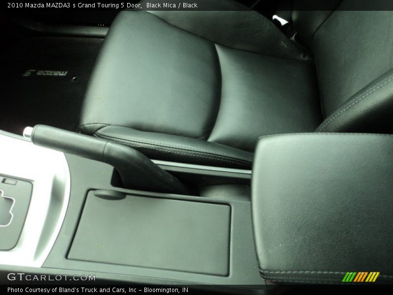 Black Mica / Black 2010 Mazda MAZDA3 s Grand Touring 5 Door