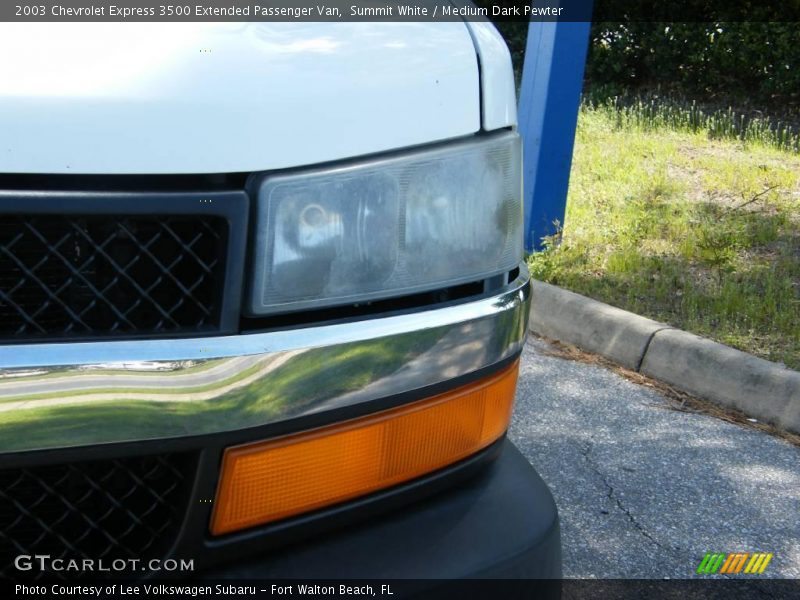 Summit White / Medium Dark Pewter 2003 Chevrolet Express 3500 Extended Passenger Van