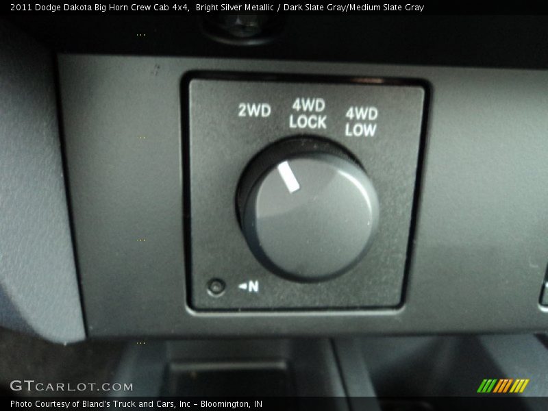 Bright Silver Metallic / Dark Slate Gray/Medium Slate Gray 2011 Dodge Dakota Big Horn Crew Cab 4x4