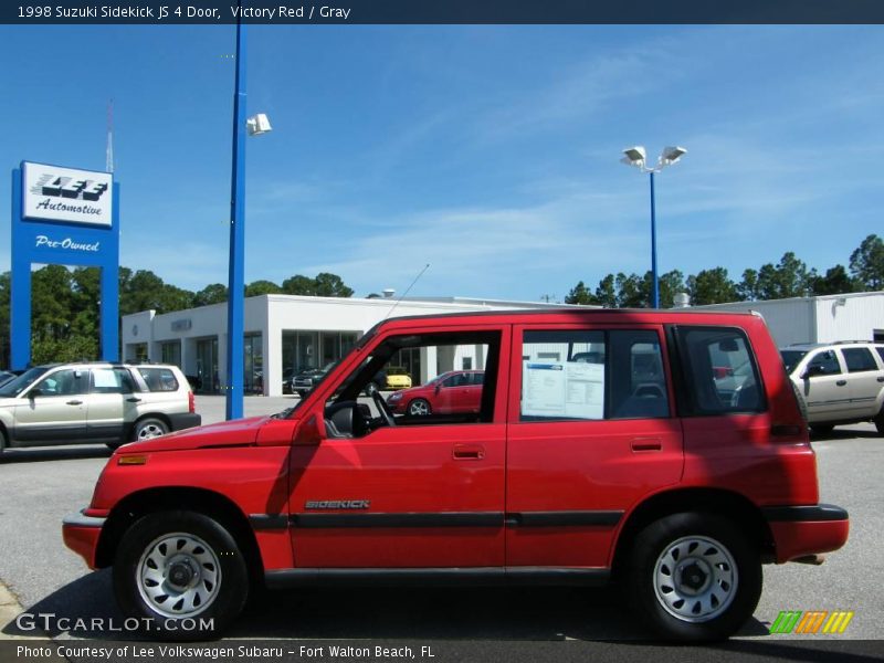 Victory Red / Gray 1998 Suzuki Sidekick JS 4 Door