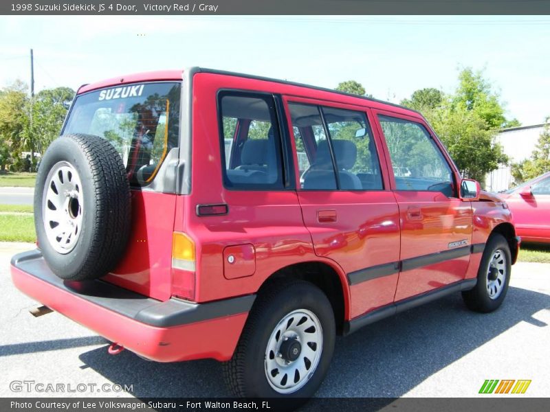 Victory Red / Gray 1998 Suzuki Sidekick JS 4 Door