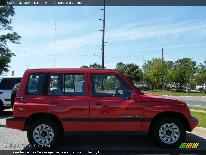 Victory Red / Gray 1998 Suzuki Sidekick JS 4 Door